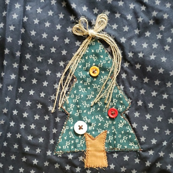 NWT Current Christmas Tree Skirt - Picture 4 of 7